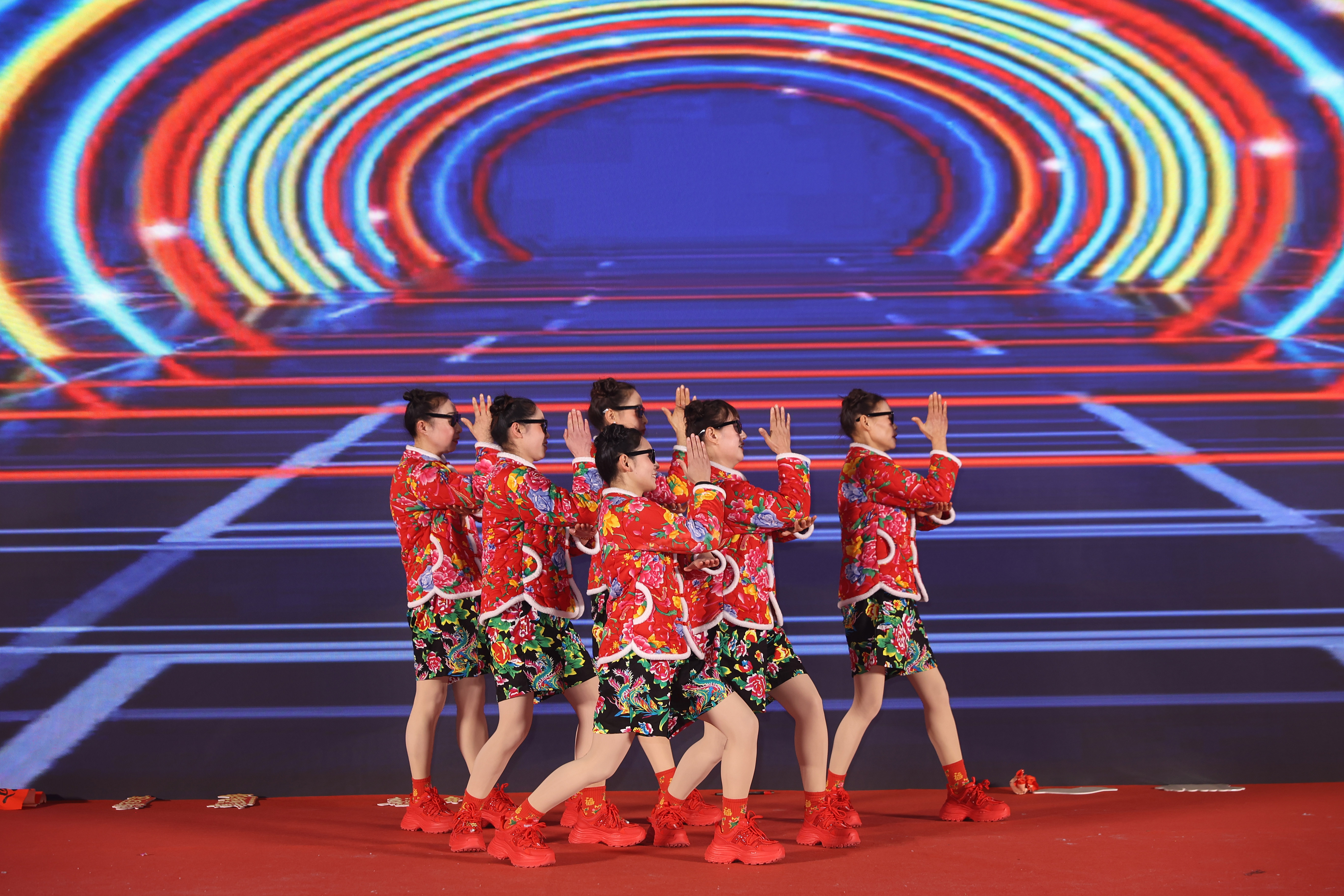 海洋之神590集团举行2024年 迎新文艺晚会及迎新酒会_海洋之神590